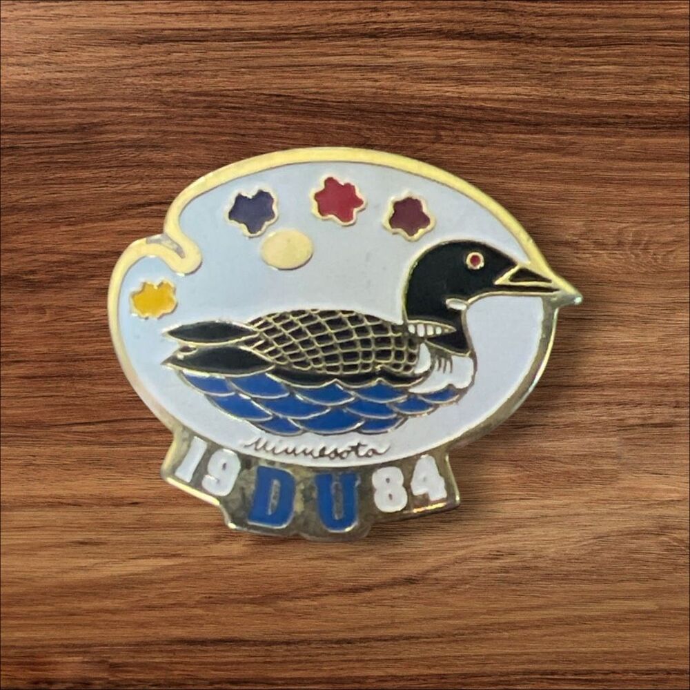 Vintage 1984 Ducks Unlimited Minnesota Loon Enamel Lapel Pin 1.25”